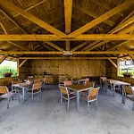 Coty 3* Năvodari